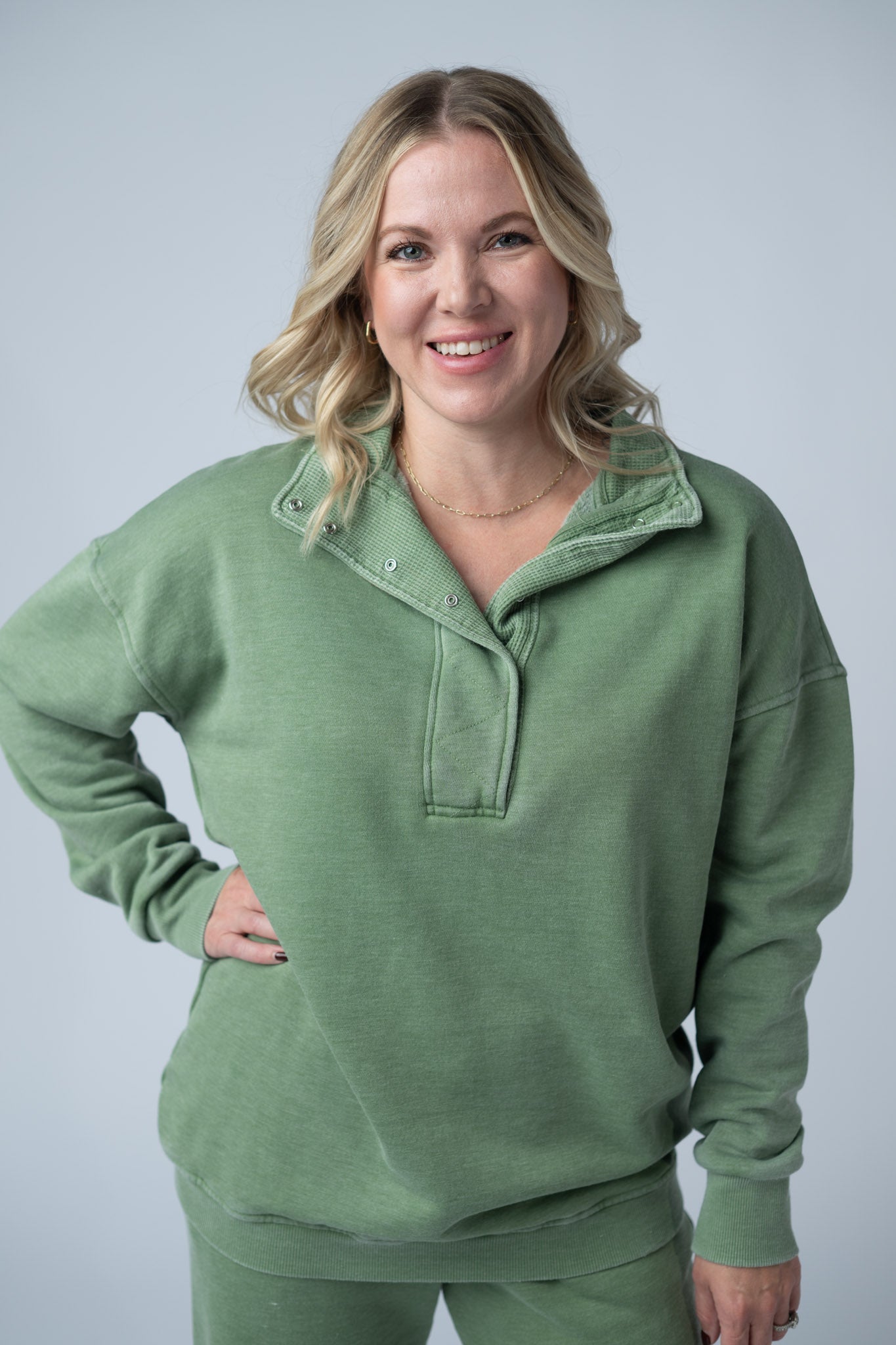 Jesse Vintage Wash Snap Pullover - Olive