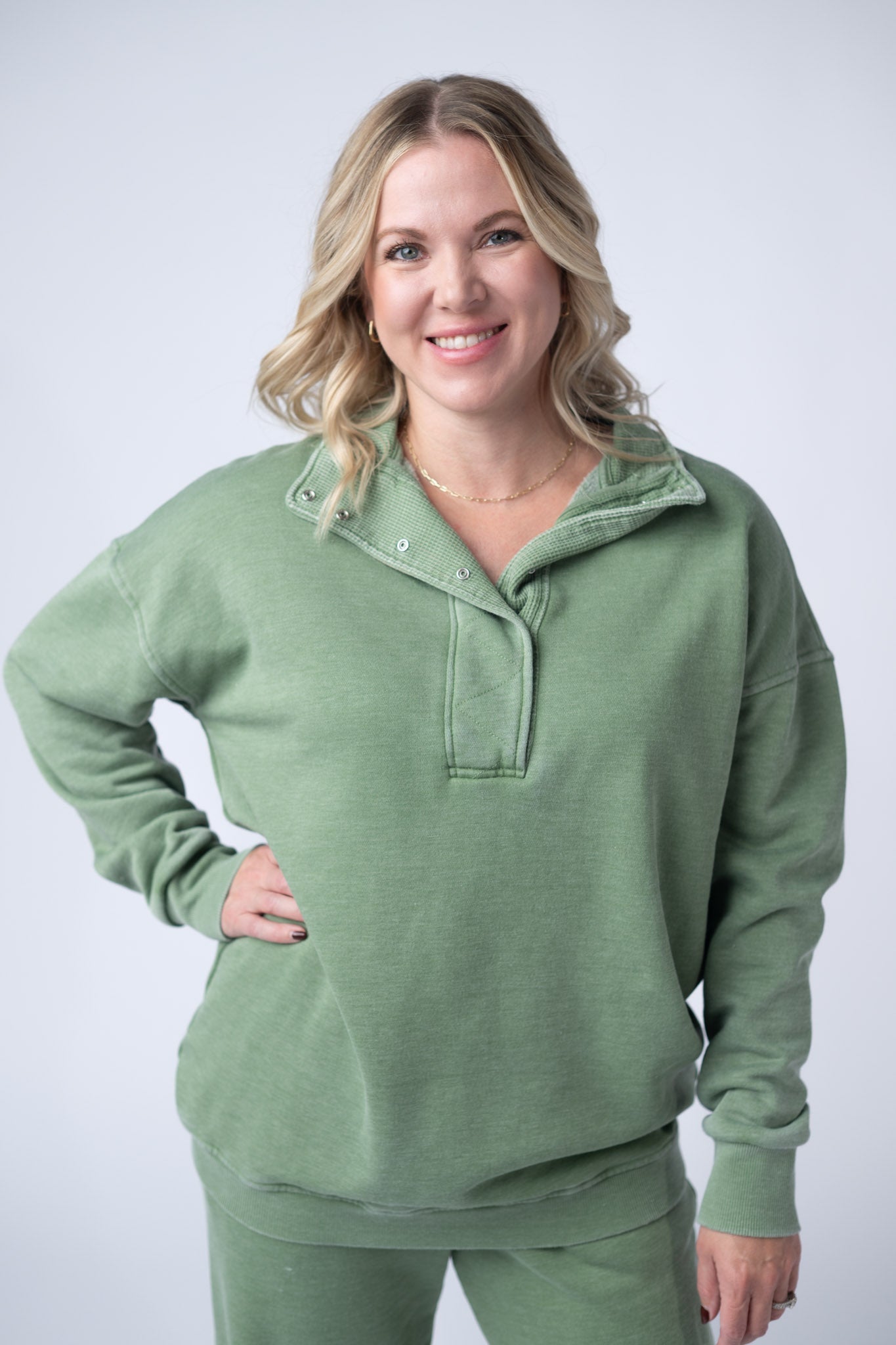 Jesse Vintage Wash Snap Pullover - Olive