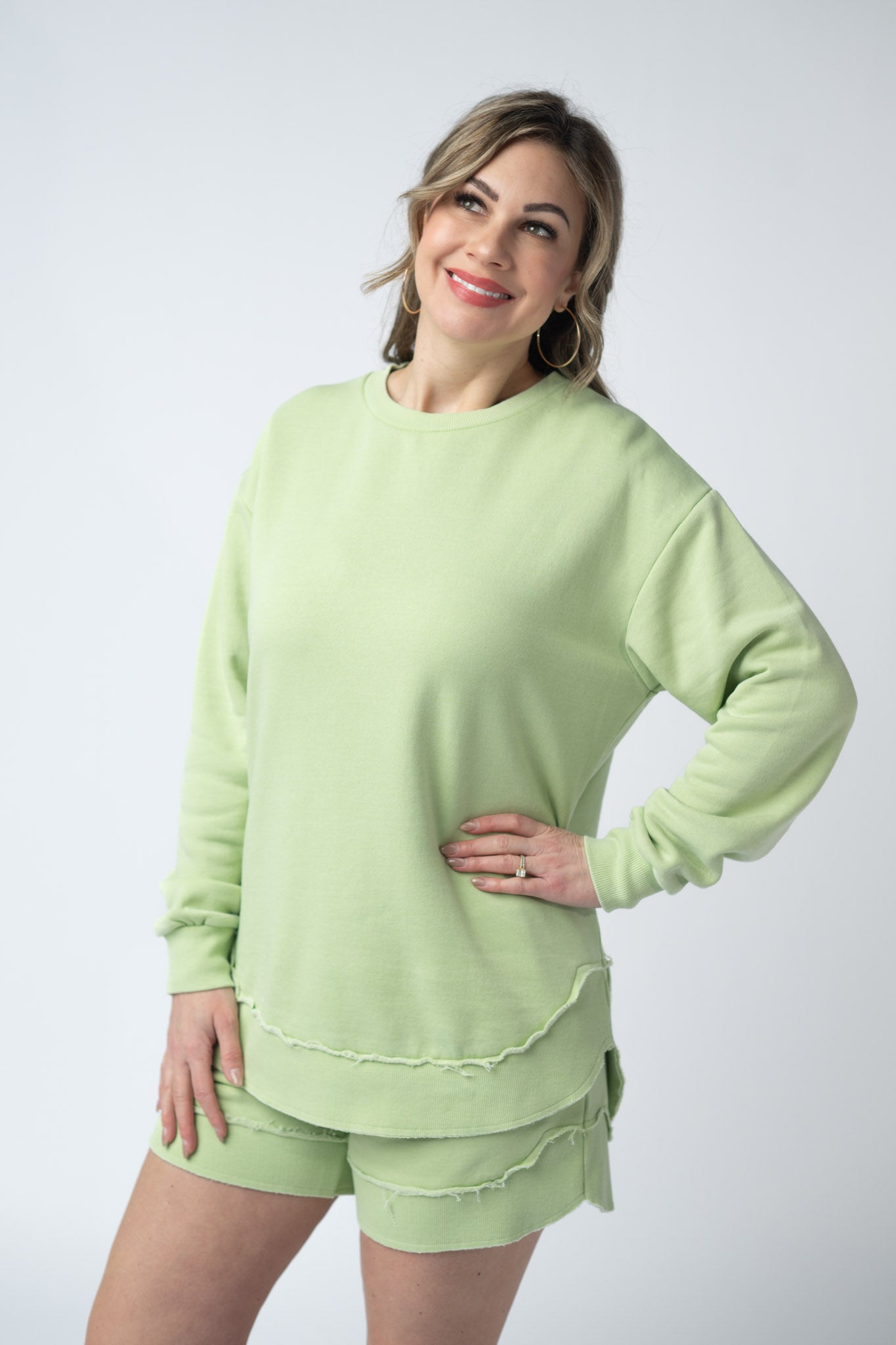 Vintage Wash Pullover - Spring Leaf