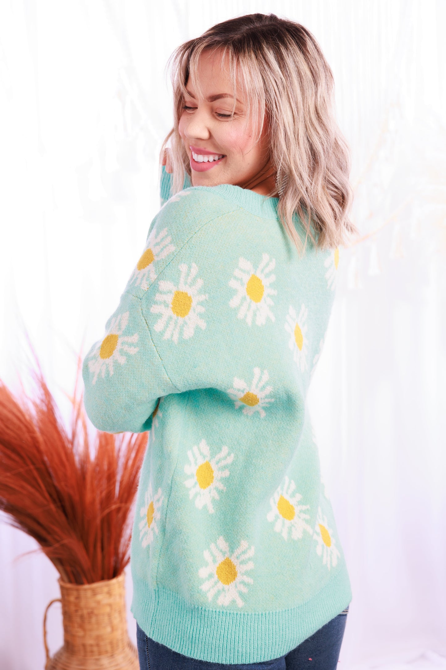 Daisy Lovin' - Cardigan