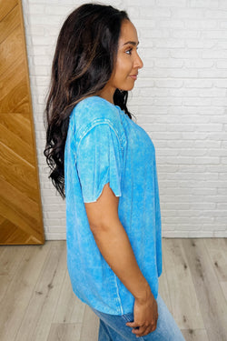 Easy Style Basic Mineral Wash Top in Deep Sky