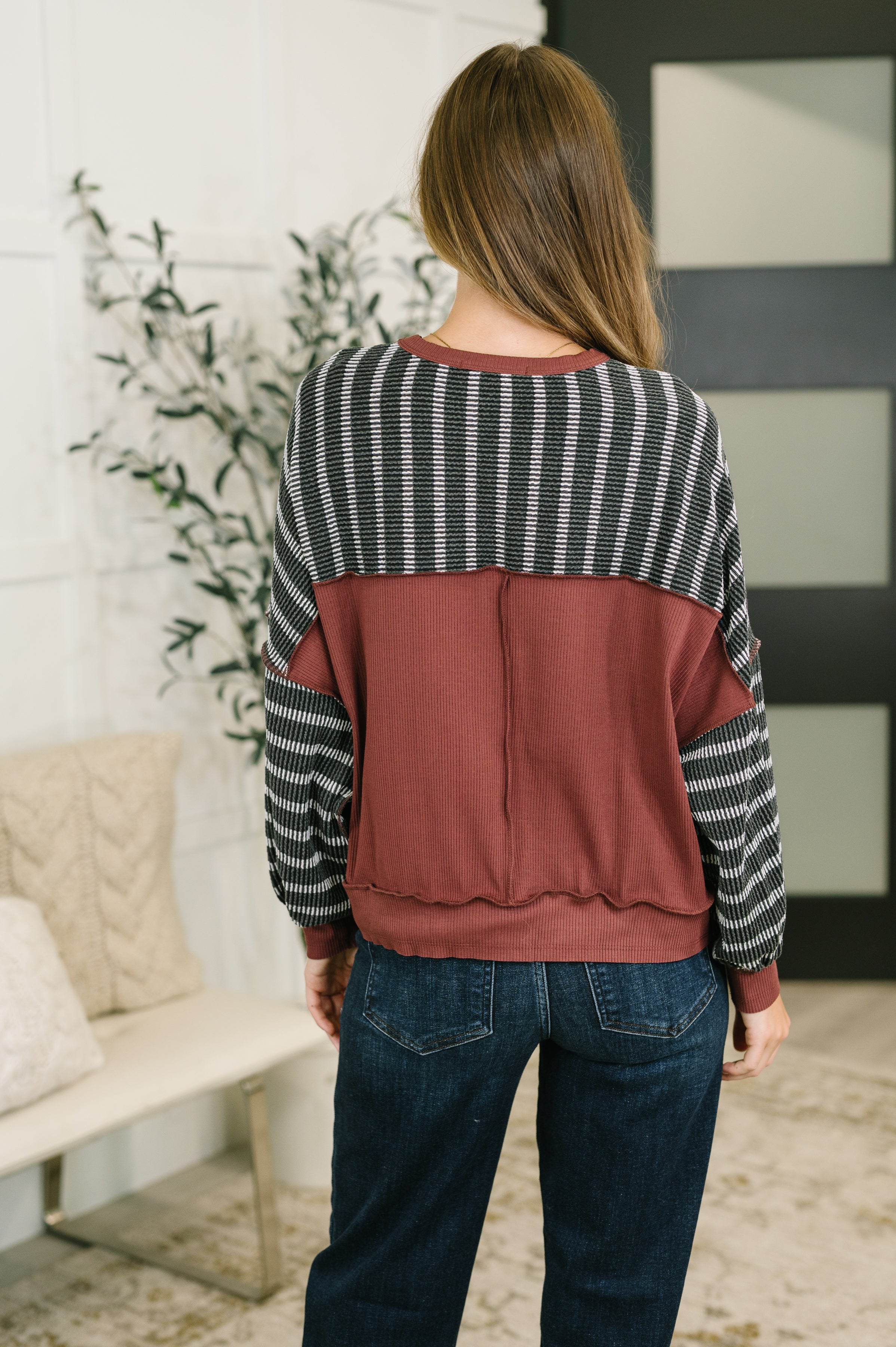 Exceptionally Cozy Contrast Relaxed Pullover