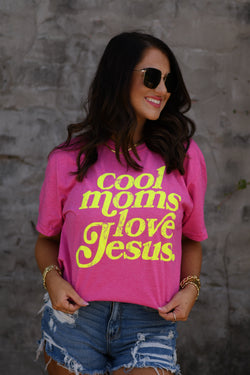RTS COOL MOMS LOVE JESUS TEE