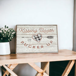 Kissing Booth