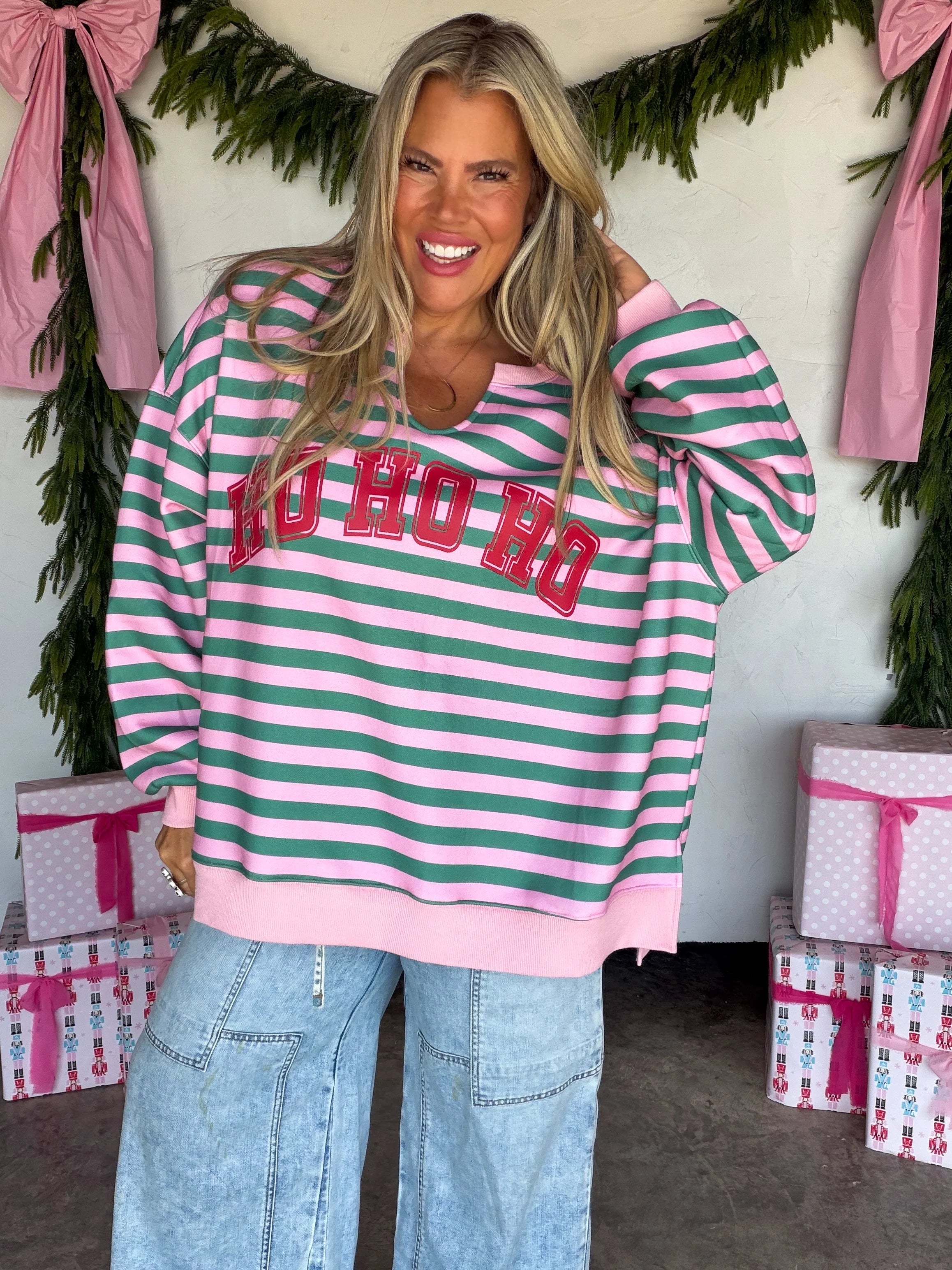 PREORDER- JOLLY & MERRY OVERSIZED PULLOVER