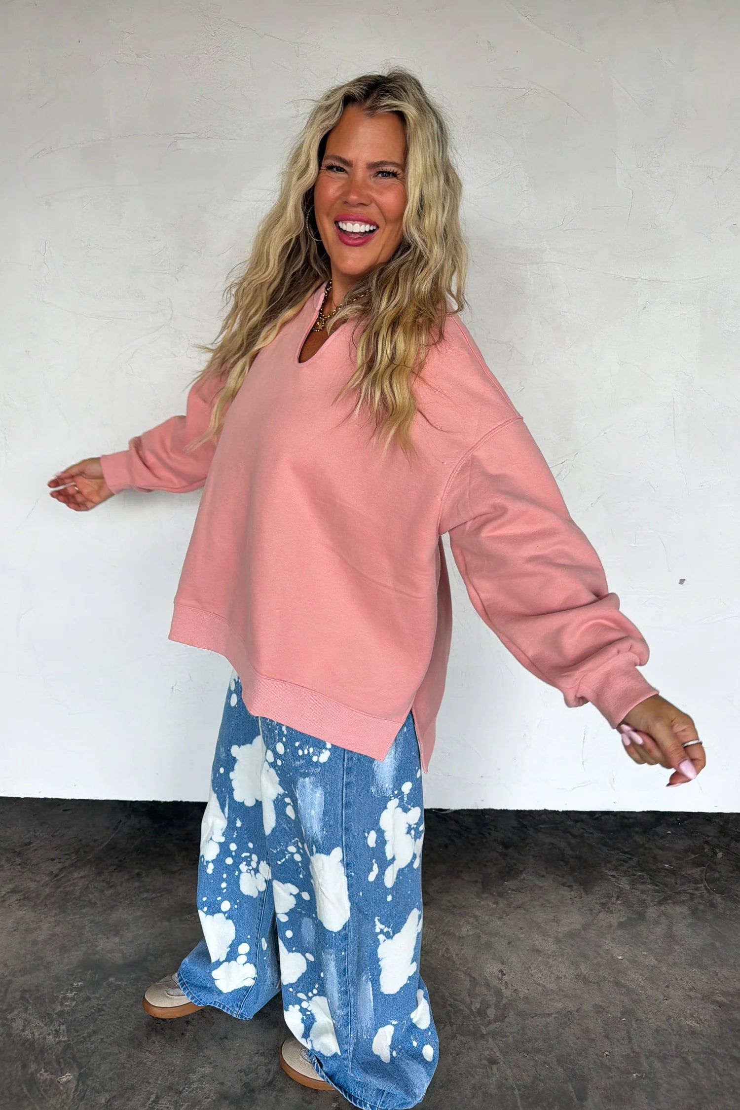 PREORDER- LIVED IN OVERSIZED PULLOVER