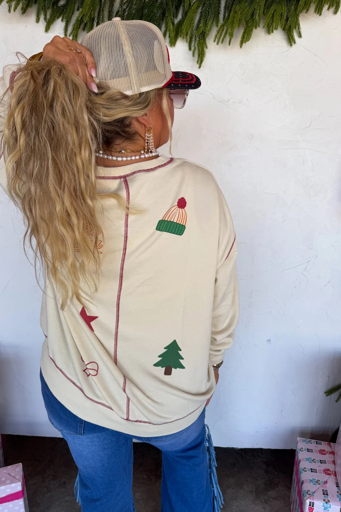 PREORDER- TIS’ THE SEASON PULLOVER