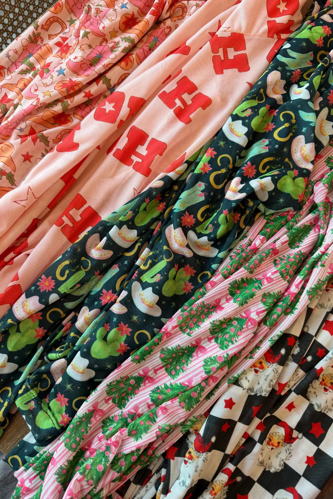 PREORDER- MERRY MESHMAS TOPS