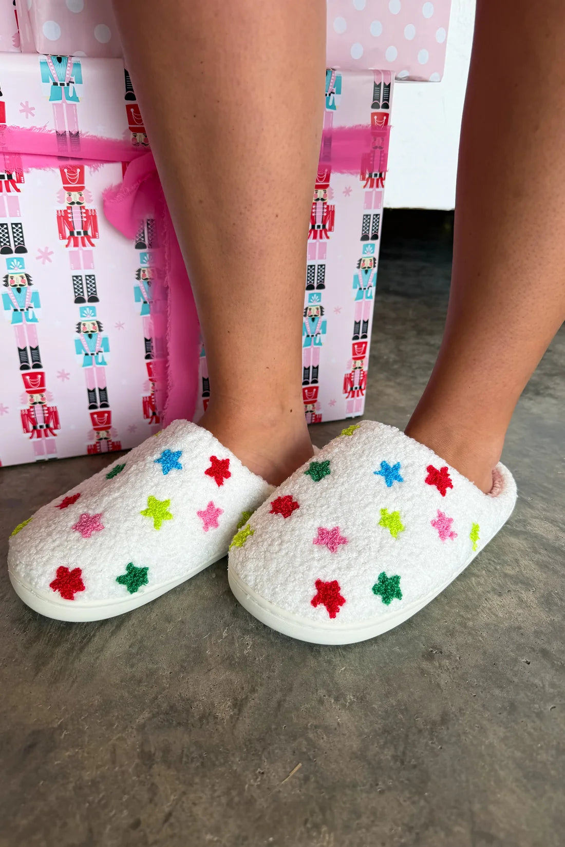 PREORDER- COZY CHRISTMAS SLIPPERS