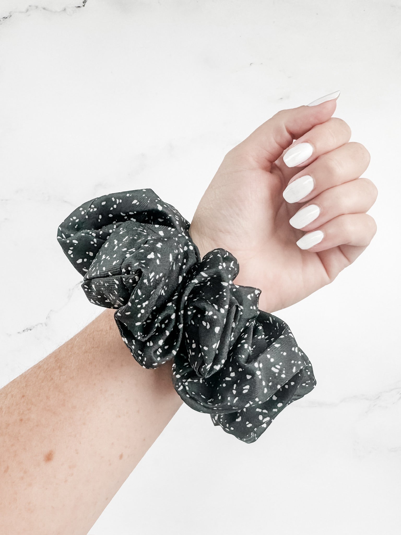 Dashed Duo Scrunchie FINAL SALE