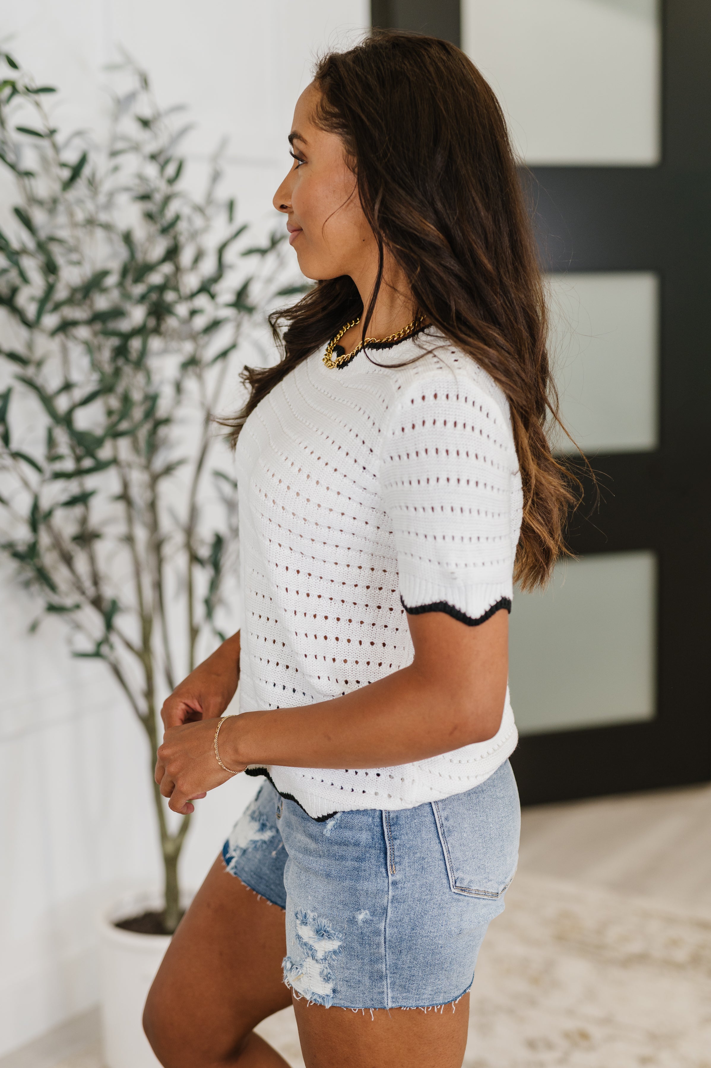 Pinkies Up Knit Top in White
