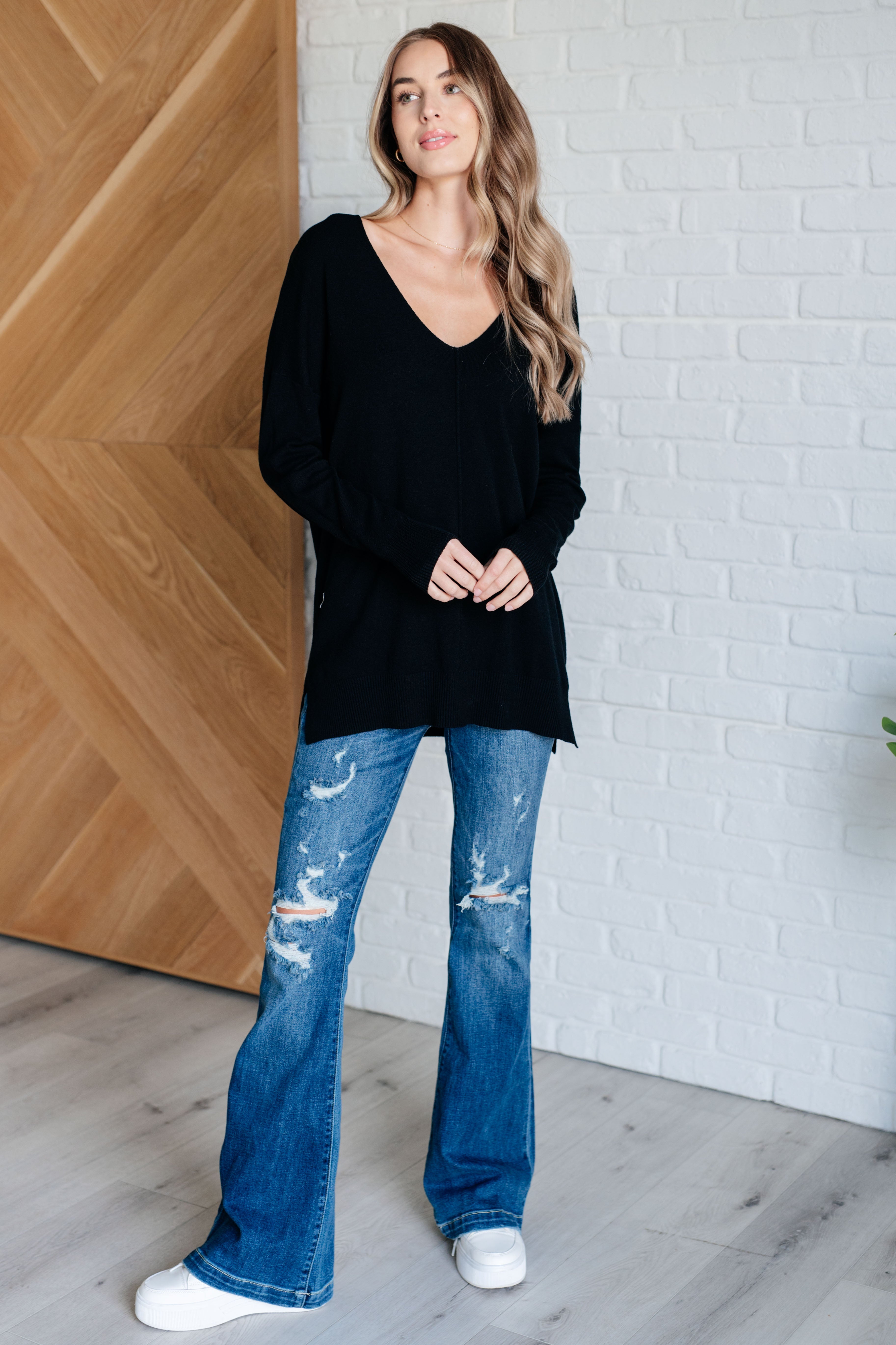 V-Neck Front Seam Sweater in Black