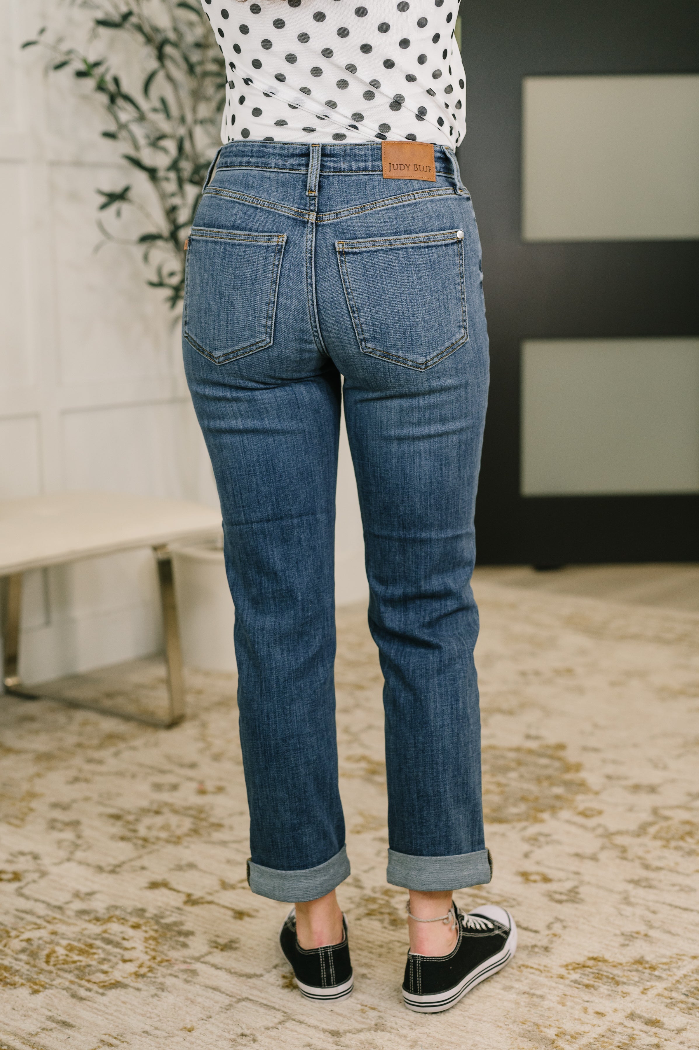 Zoey Mid Rise Billie Boyfriend Jean in Everyday Indigo