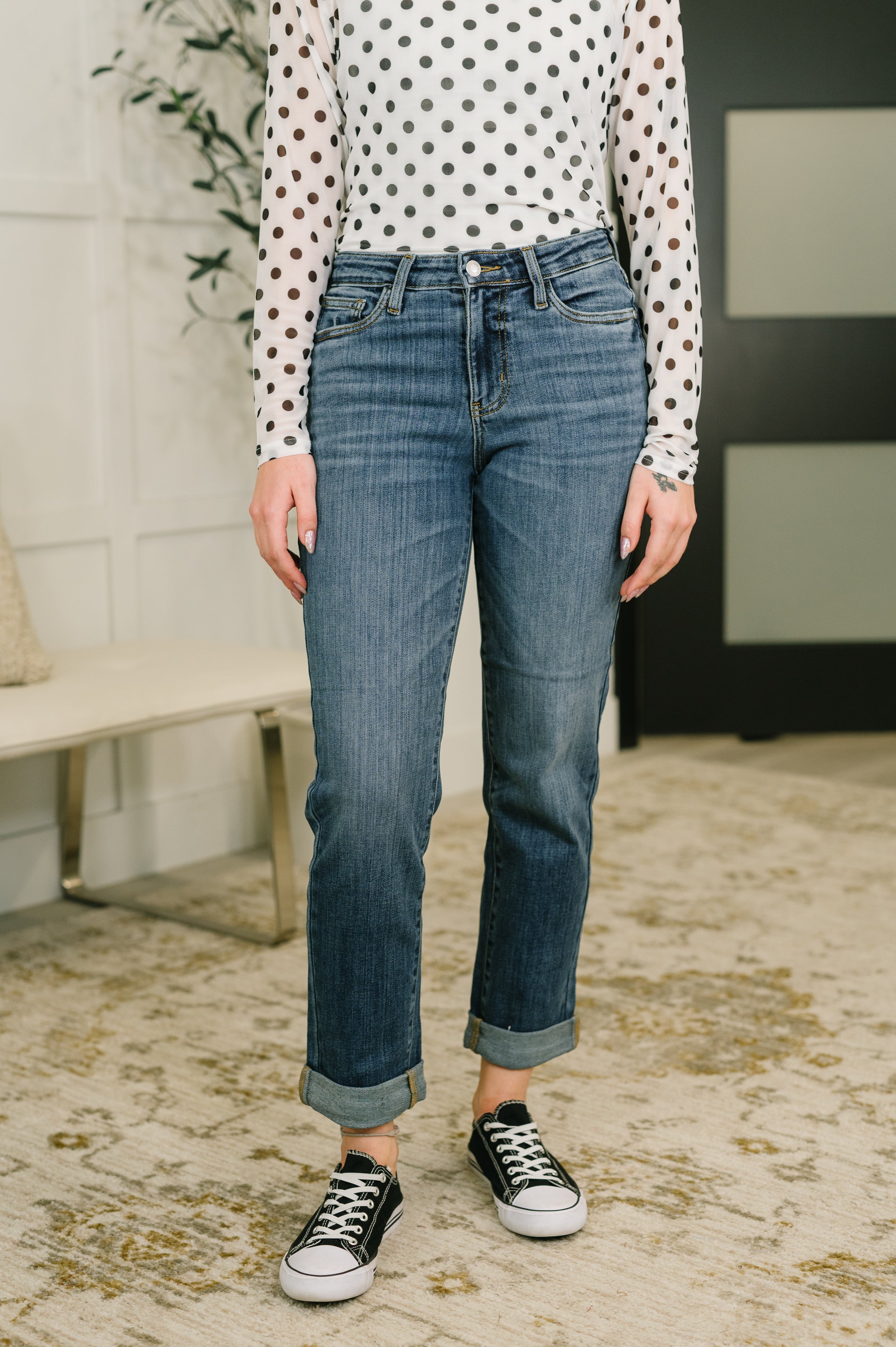Zoey Mid Rise Billie Boyfriend Jean in Everyday Indigo