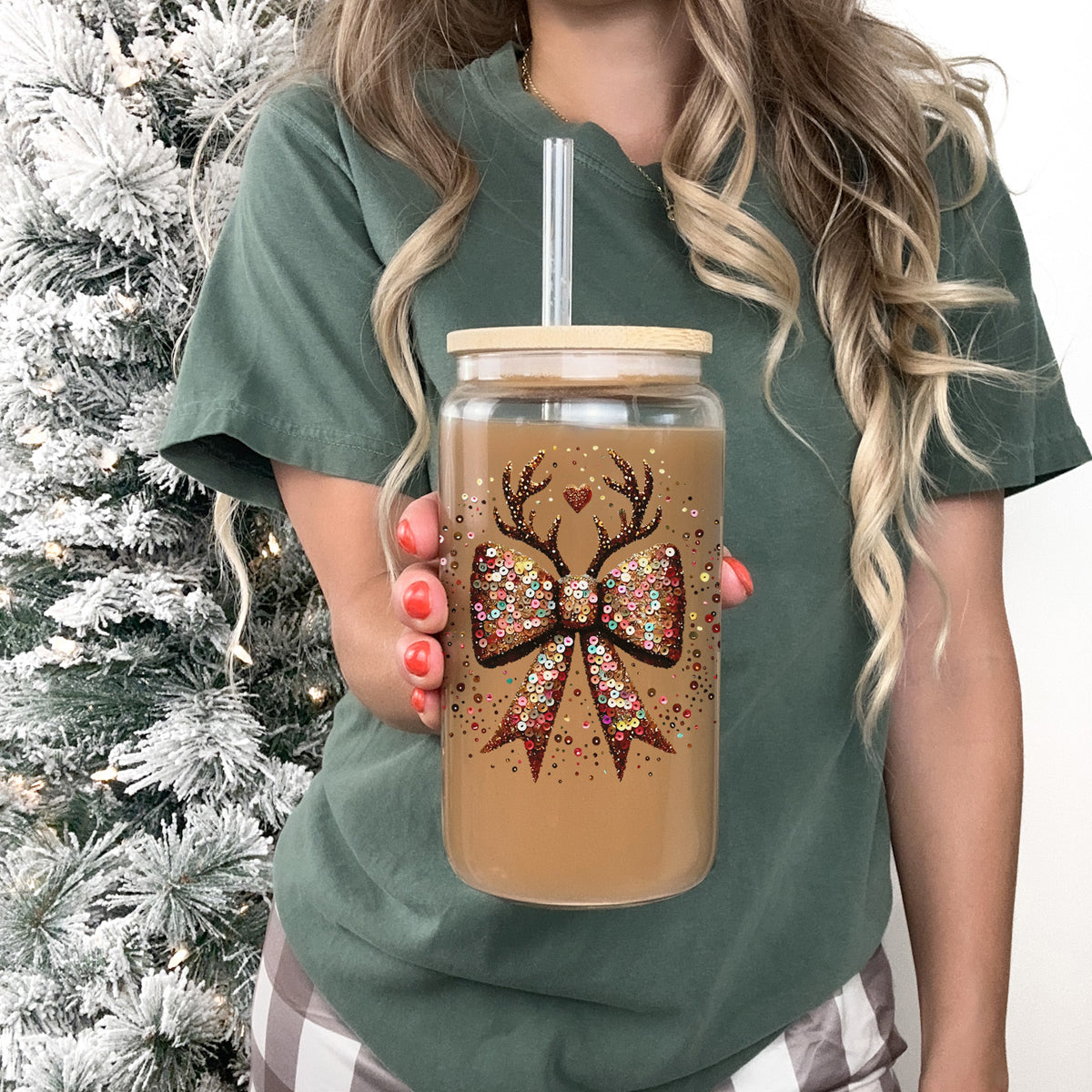 Glittery Christmas glass cup 17oz - Sparkly sequin bow reindeer holiday tumbler bamboo lid glass straw - Festive bling gift