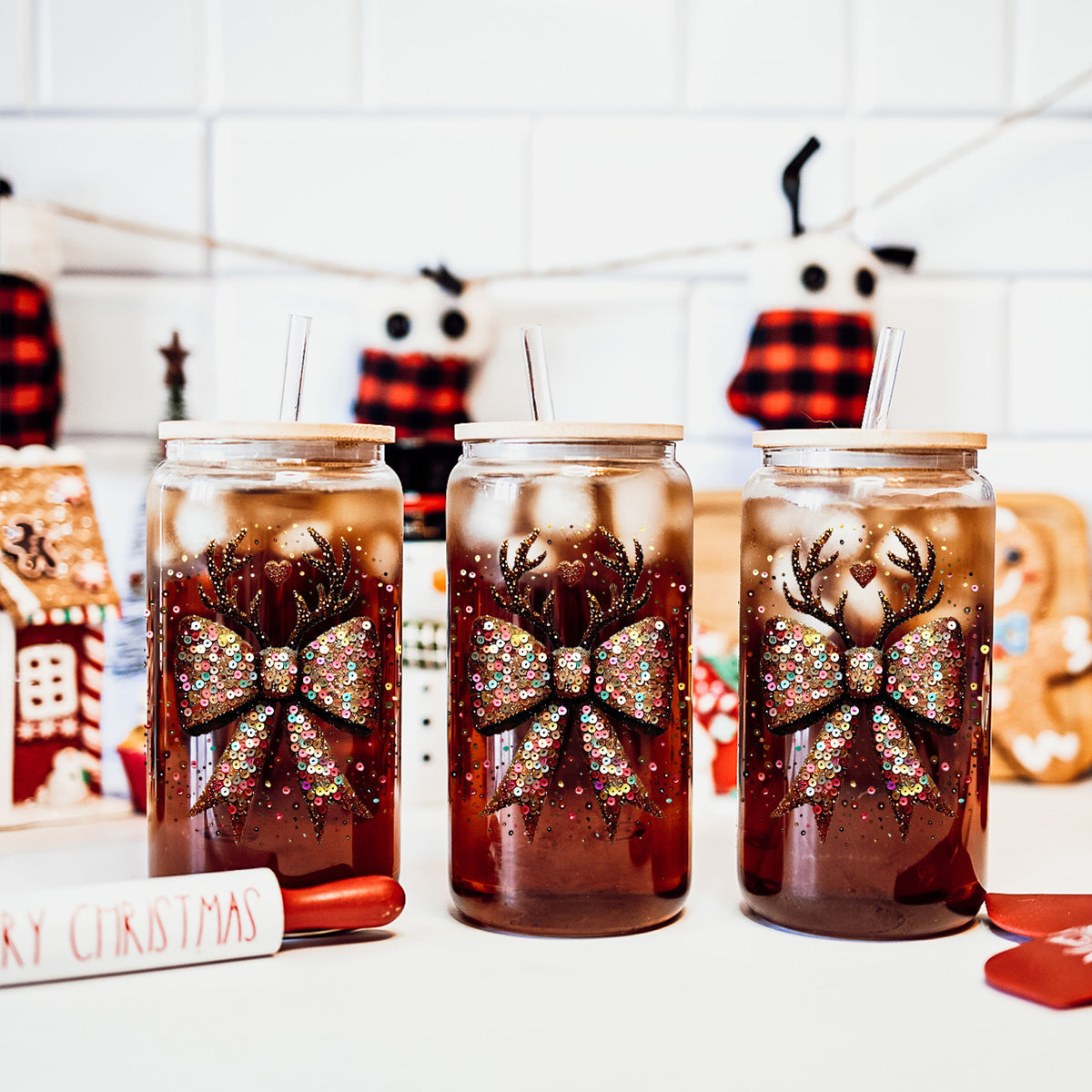 Coquette Christmas kitchen gifts glass cup 17oz - Glitter sequin reindeer bow tumbler bamboo lid glass straw - Holiday decor
Cyber Monday holiday gifts sparkly glass cup 17oz - Christmas glitter reindeer bow coffee tumbler bamboo lid