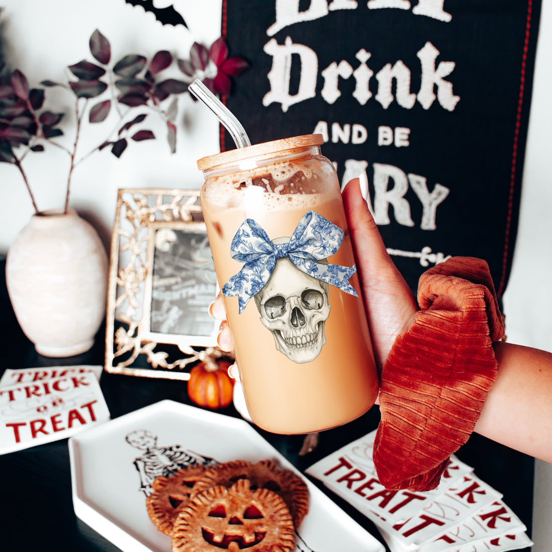 elegant skull drink vessel
designer fall collection glass
blue pattern coffee tumbler