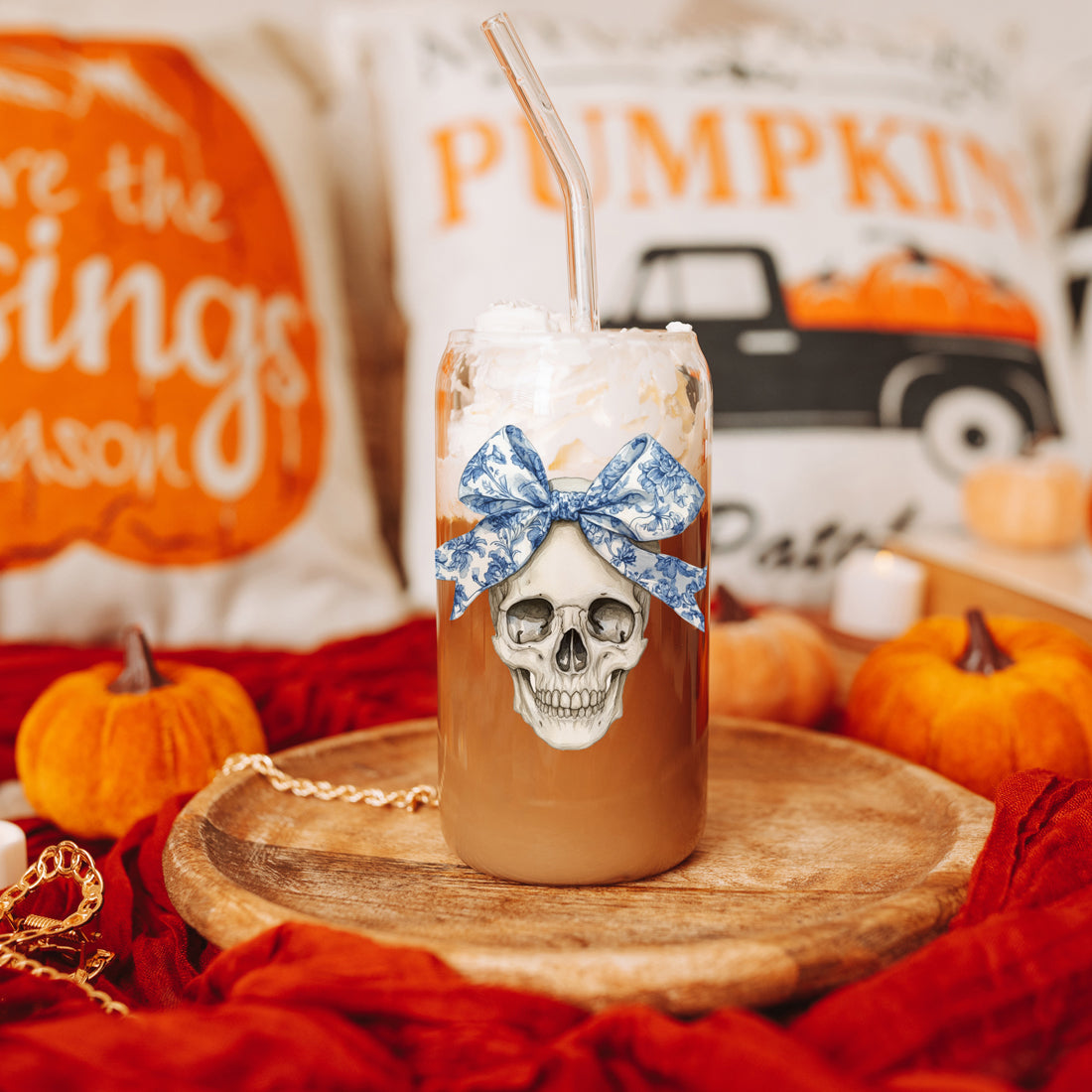 luxury skull drinking set
chinoiserie autumn glass
elegant halloween station