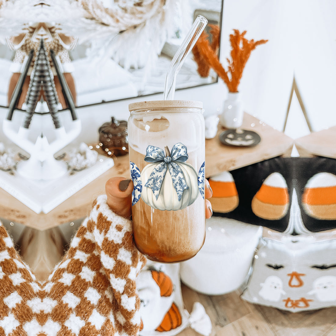 designer fall tumbler collection
chinoiserie pattern drink set
elegant autumn glass tumbler
blue white pumpkin drinkware