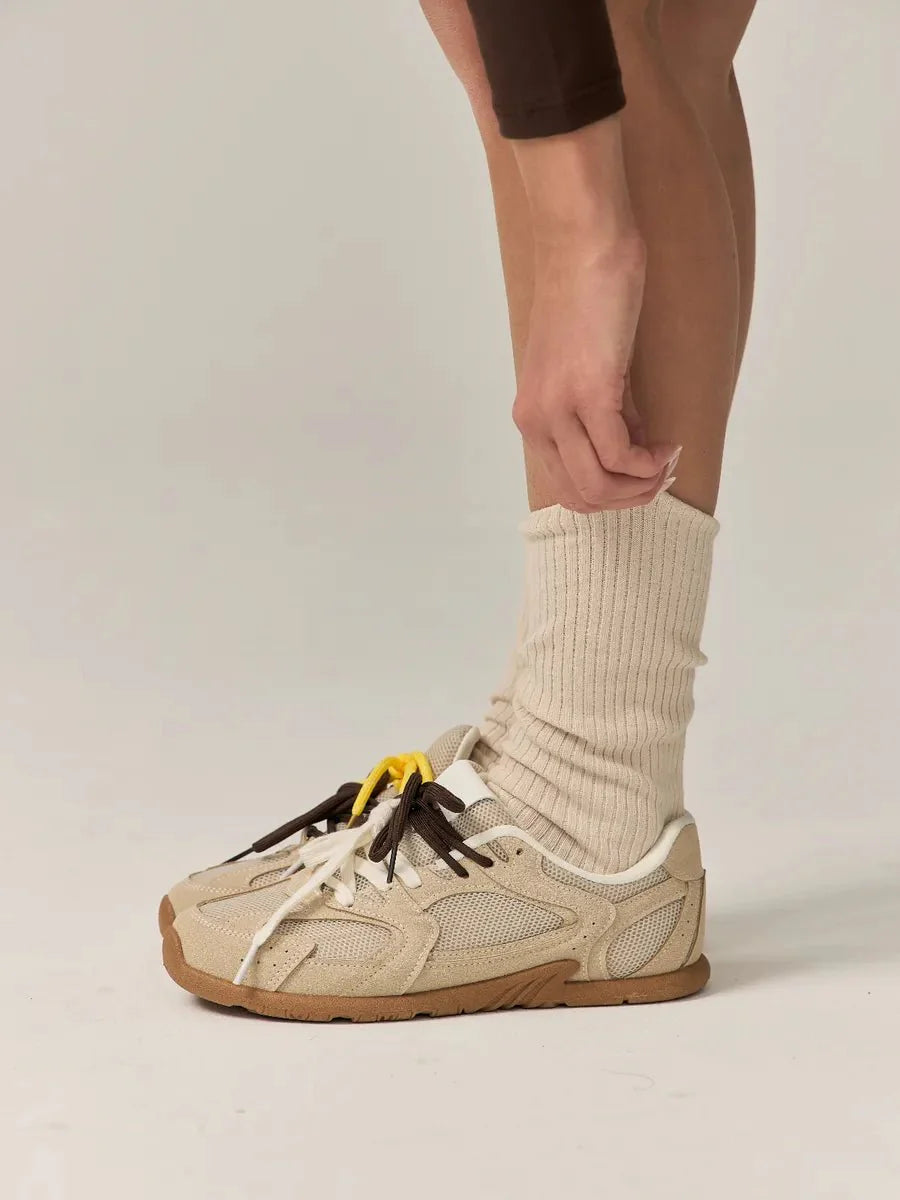 Claire Sneakers for a Chic Look