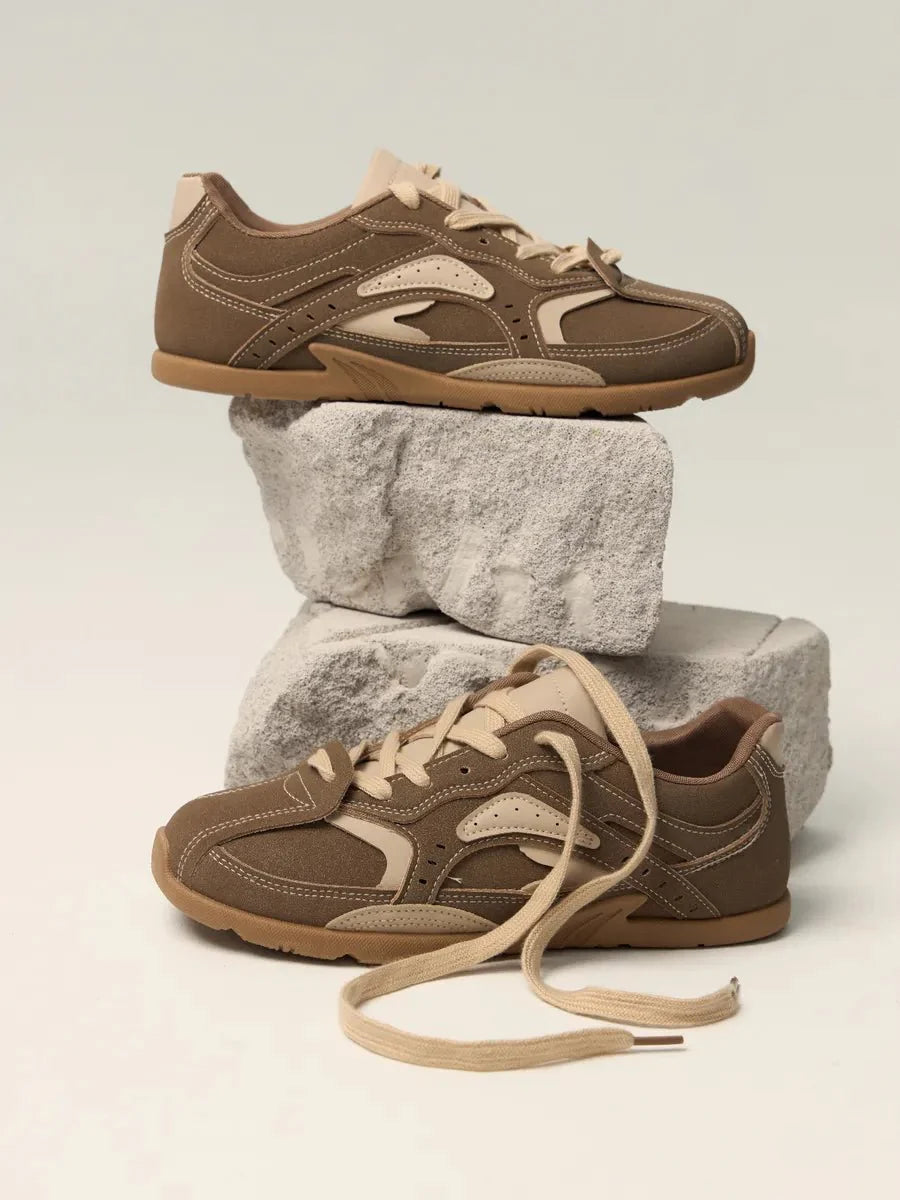 Claire Sneakers for a Chic Look