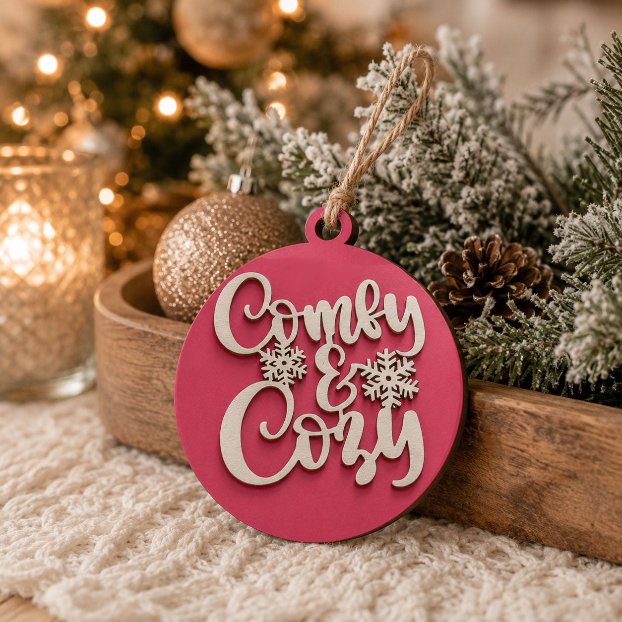 Holiday decorating ideas • Rustic Christmas decorations • Handmade style Christmas ornament • Wooden holiday hanging decoration • Christmas ornament exchange gift • Secret Santa gift • White Elephant gift