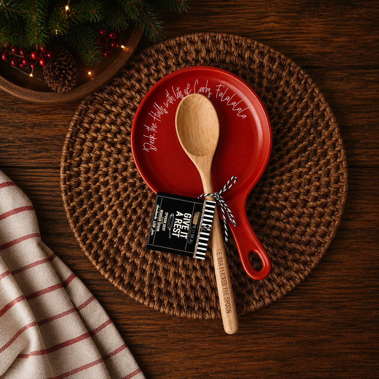 Christmas kitchen decor spoon rest - red mini frying pan style
Christmas host gift
Winter kitchen decor
Free shipping over 75
Holiday gifts under 50