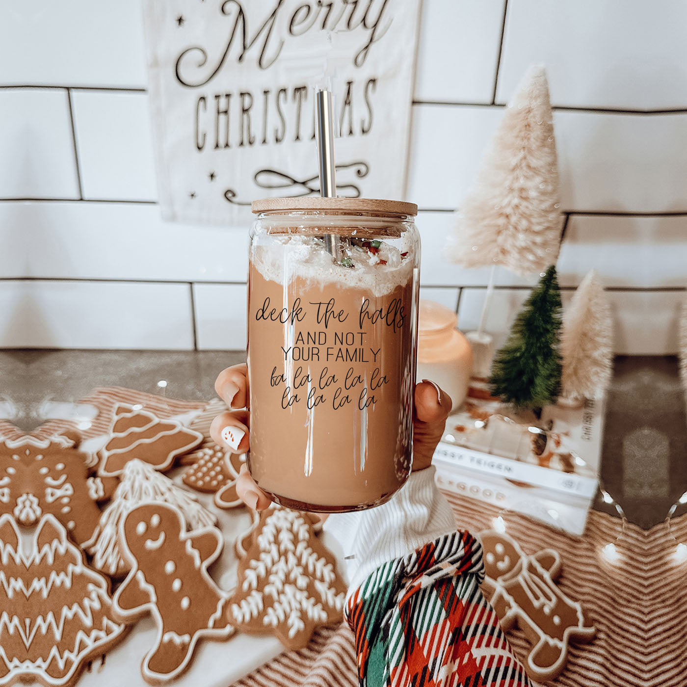 Deck the Halls Cup