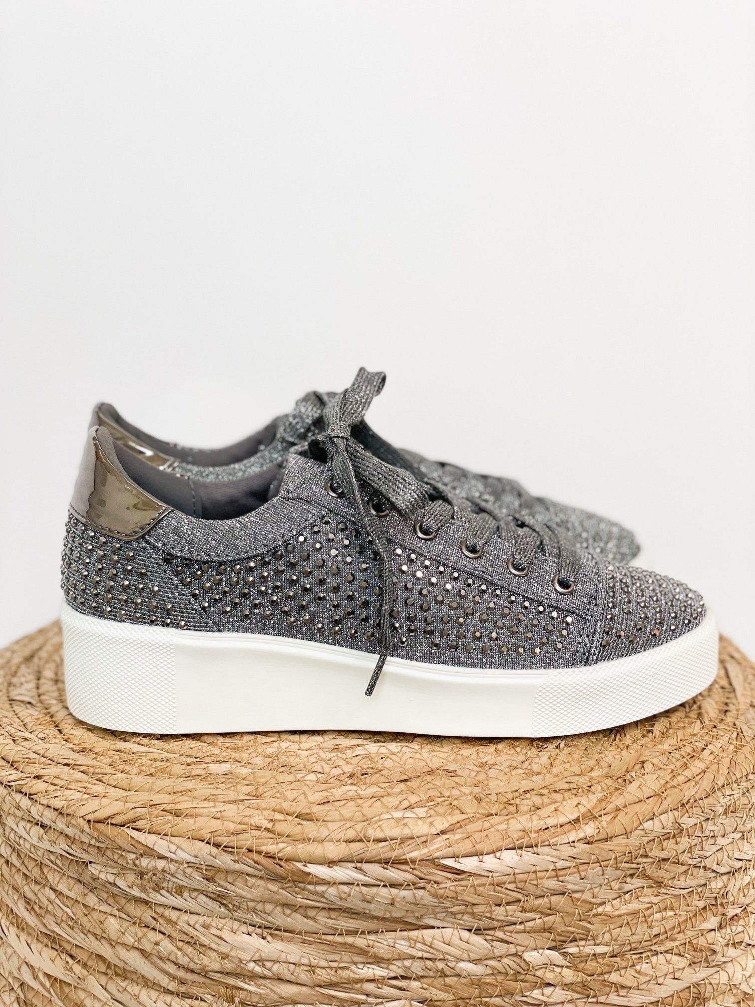 Diva Sneaker in Pewter