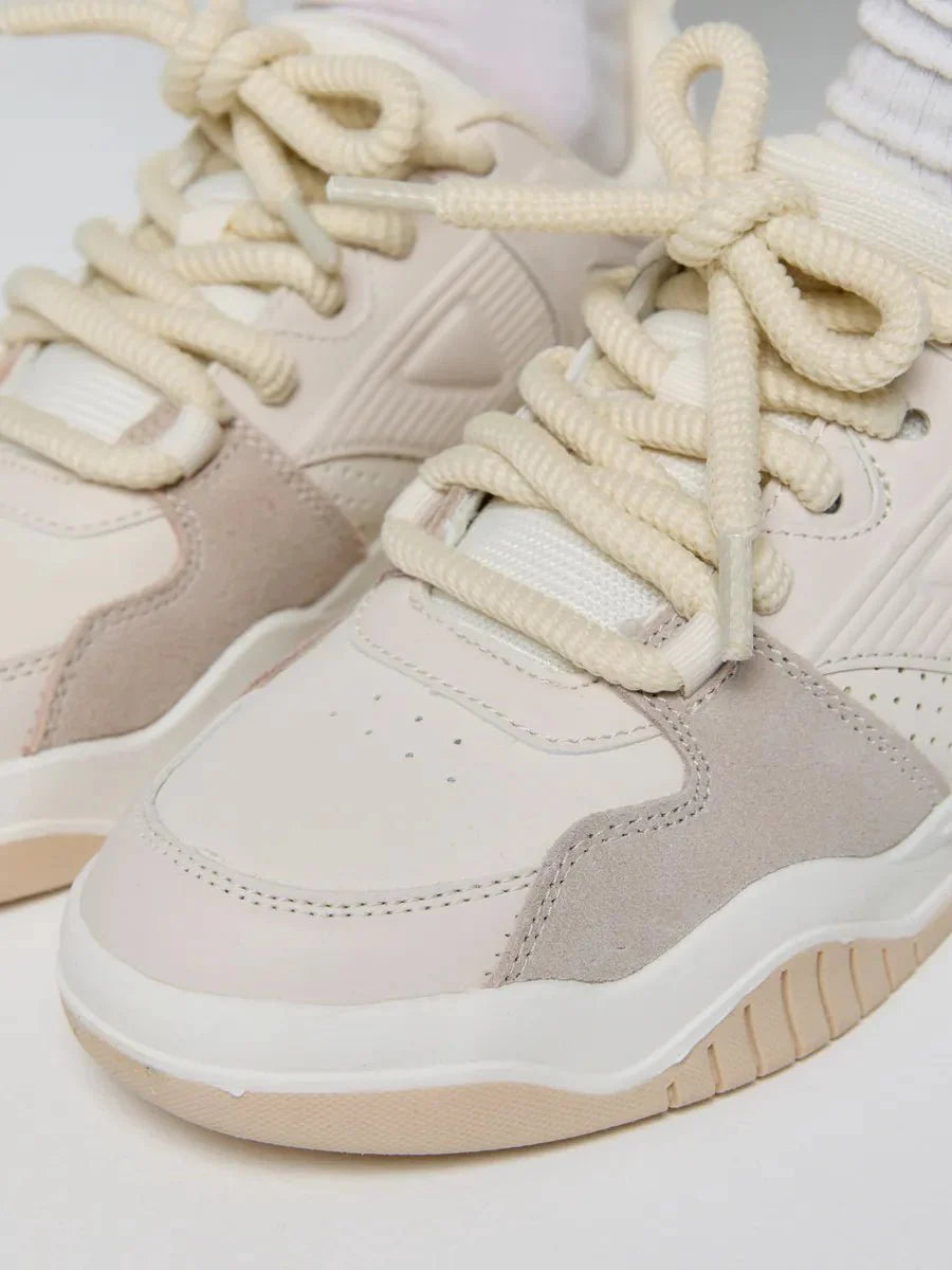 Erasmo Sneakers: Style and Comfort