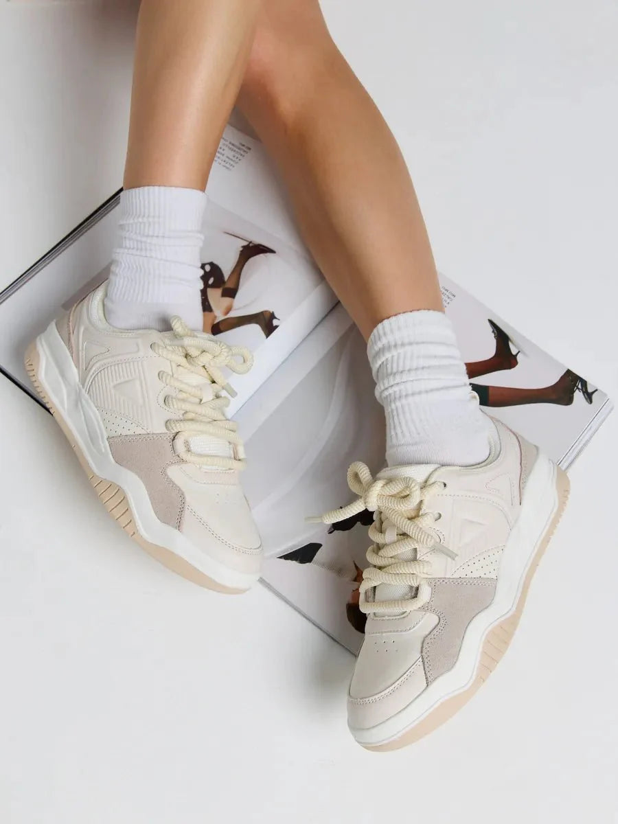 Erasmo Sneakers: Style and Comfort