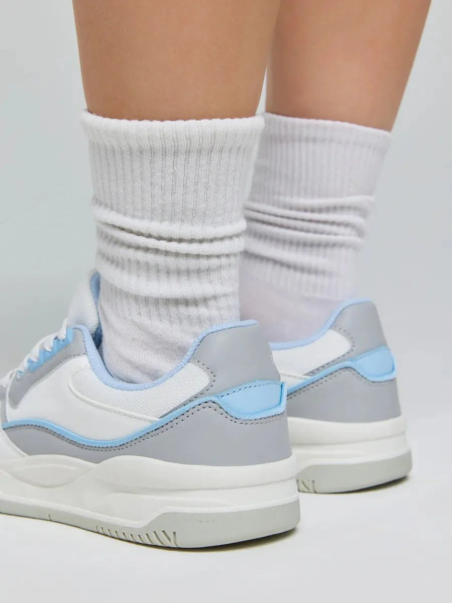 Erasmo Sneakers: Style and Comfort