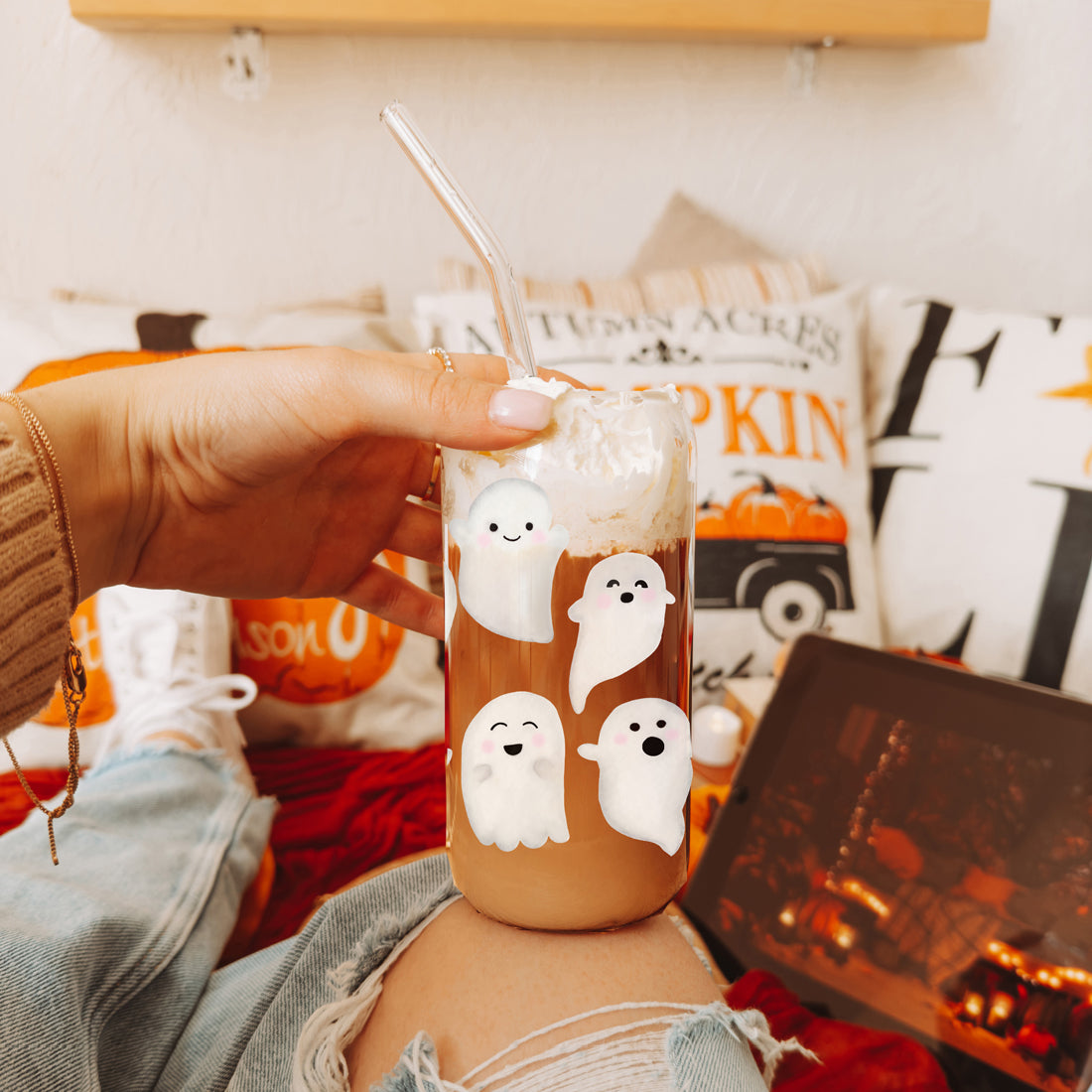 halloween party favor glass
fall hostess gift tumbler
ghost themed thank you gift
halloween welcome present