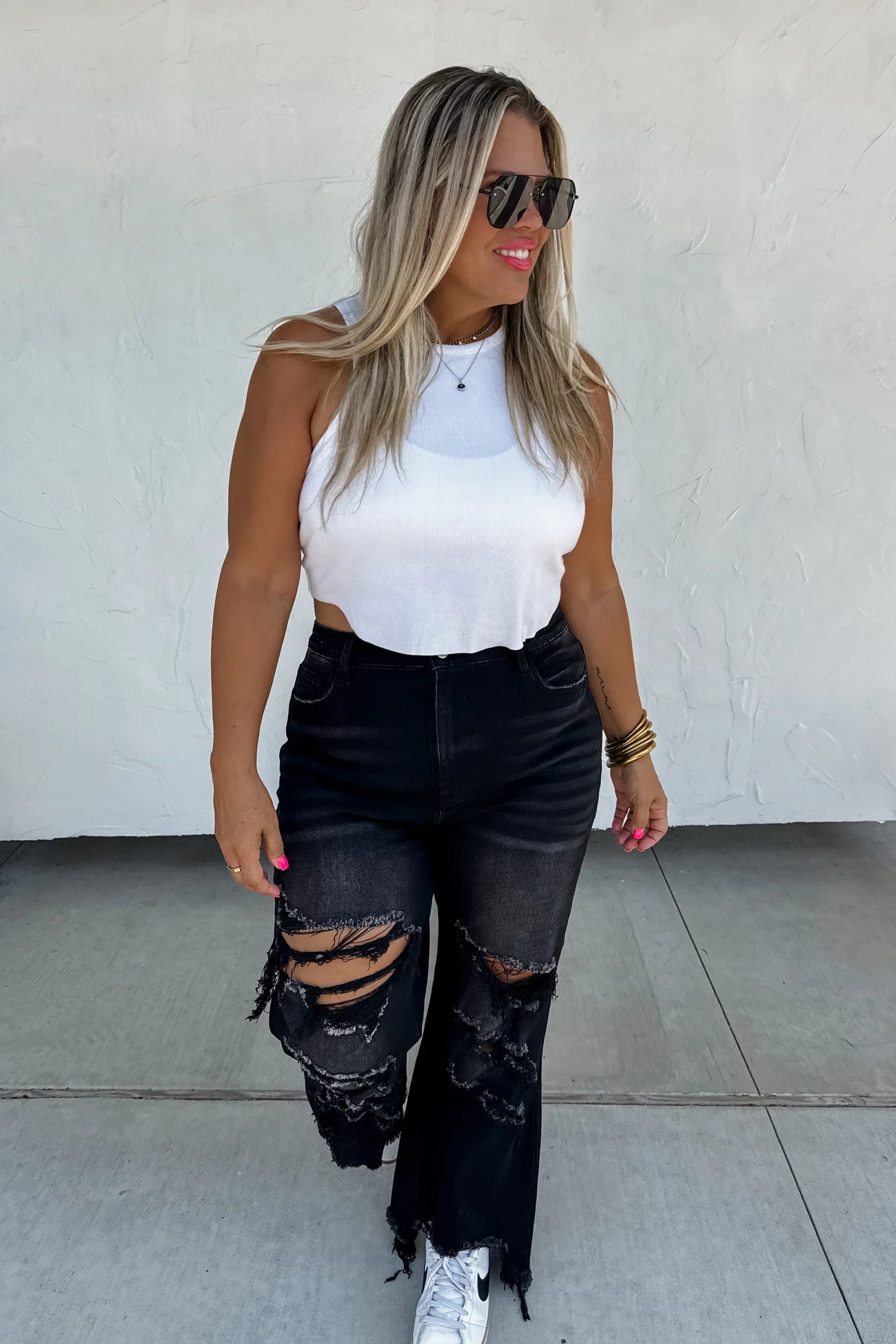 PREORDER- BLACK URBAN DISTRESSED CROP JEAN