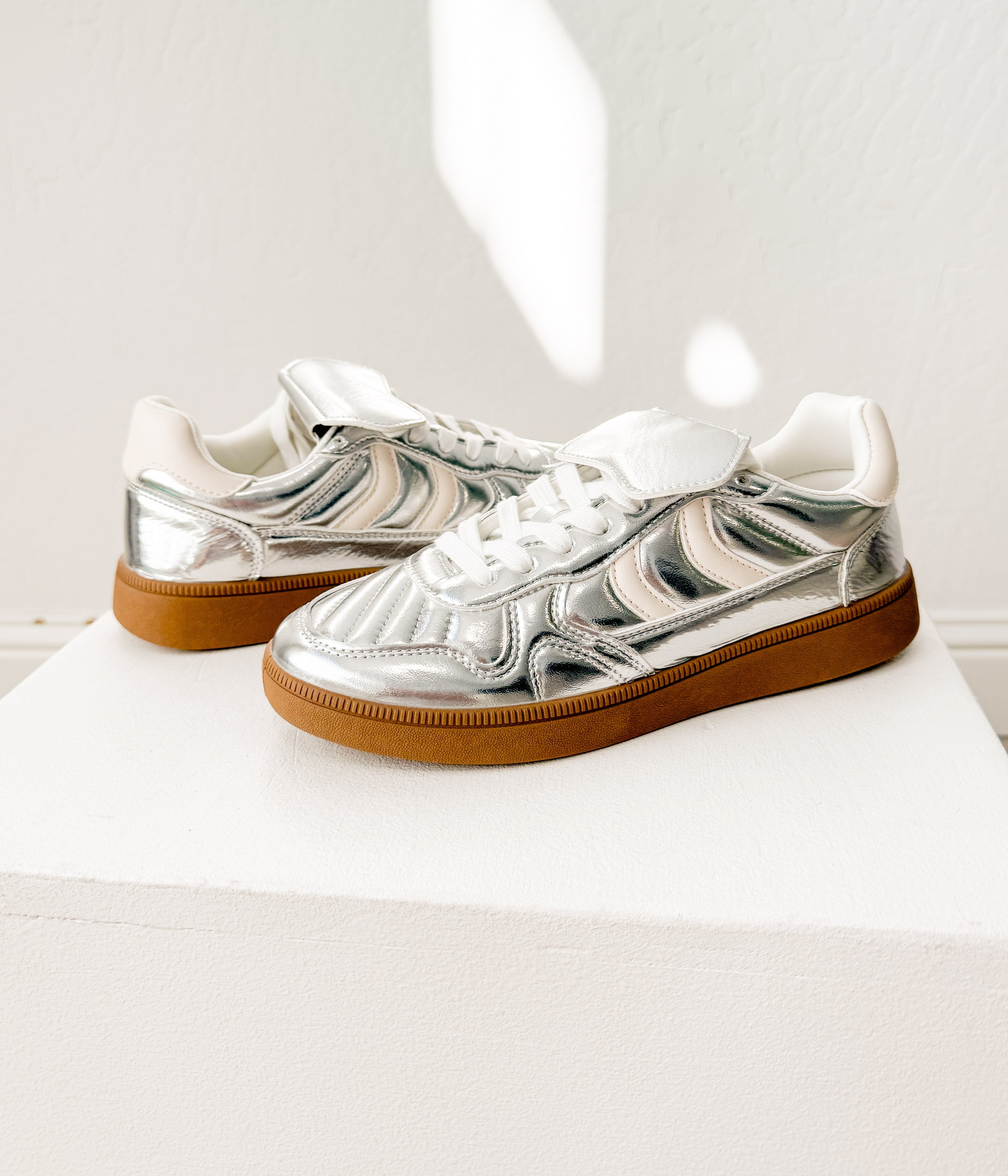 Milan Metallic Sneaker in Silver