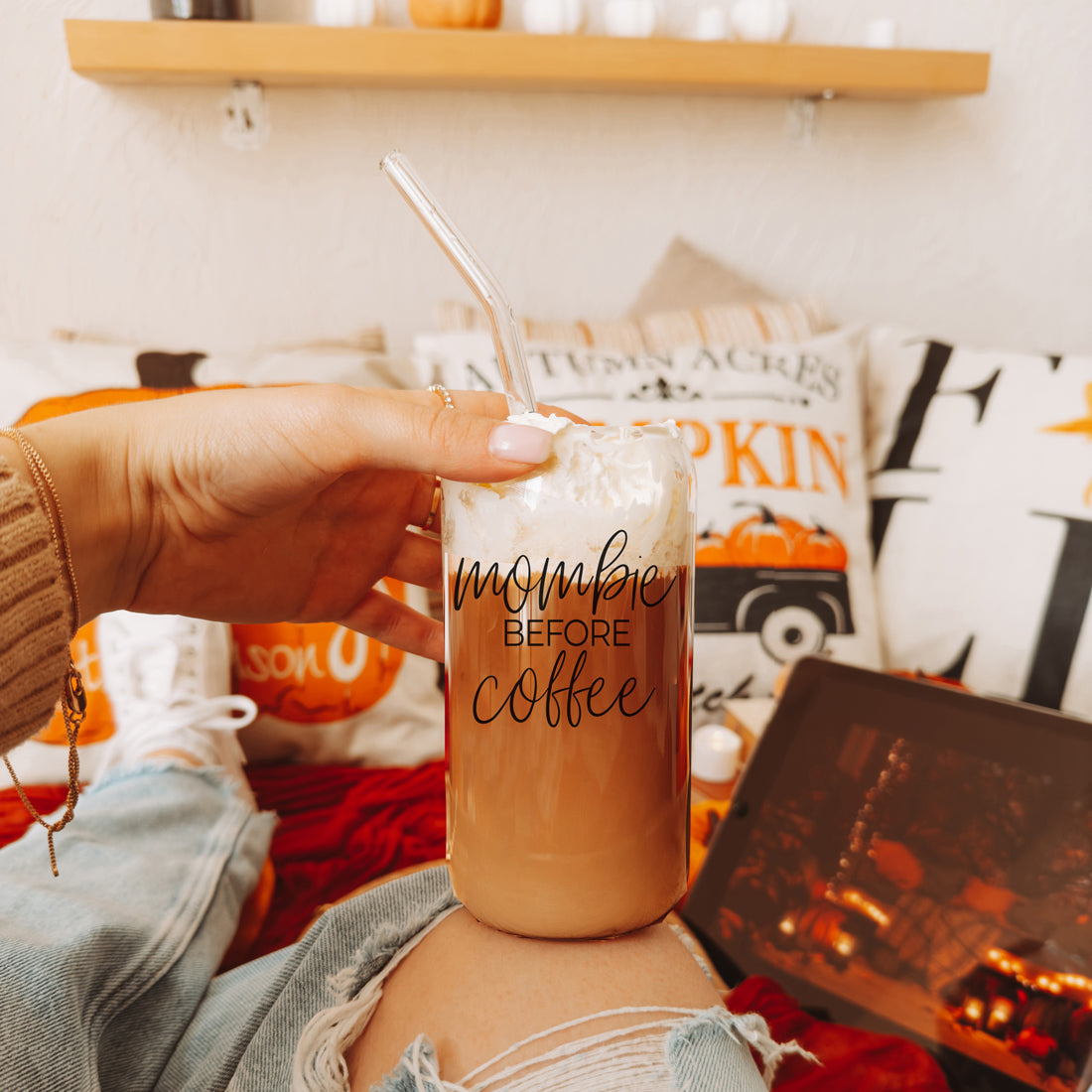 harvest season mombie set
halloween morning tumbler
premium halloween mom tumbler
luxury fall mombie glass