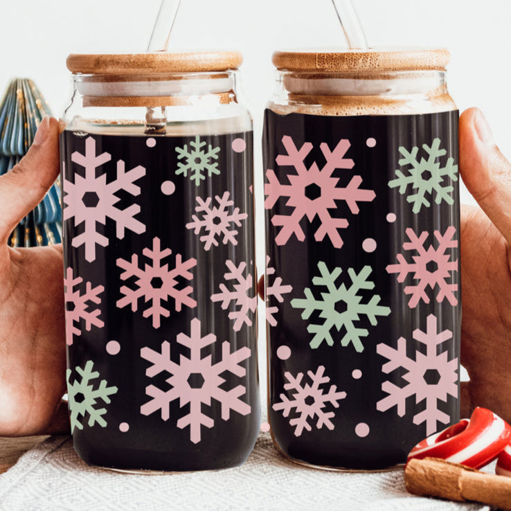 Pink christmas house mug
Pink christmas coffee bar
Pink glass christmas decorations
pastel christmas tree
green christmas tree with pink decorations