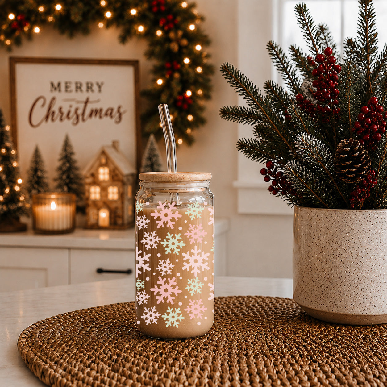 Christmas winter drinkware glass tumbler 17oz - Pastel snowflake pink mint bamboo lid - Holiday coffee cup
Christmas coffee mug gift – festive snowflake glass cup for holiday drinkware
Christmas snowflake glass cup 17oz glass straw - Pastel pink mint holiday tumbler bamboo lid - Winter festive gift