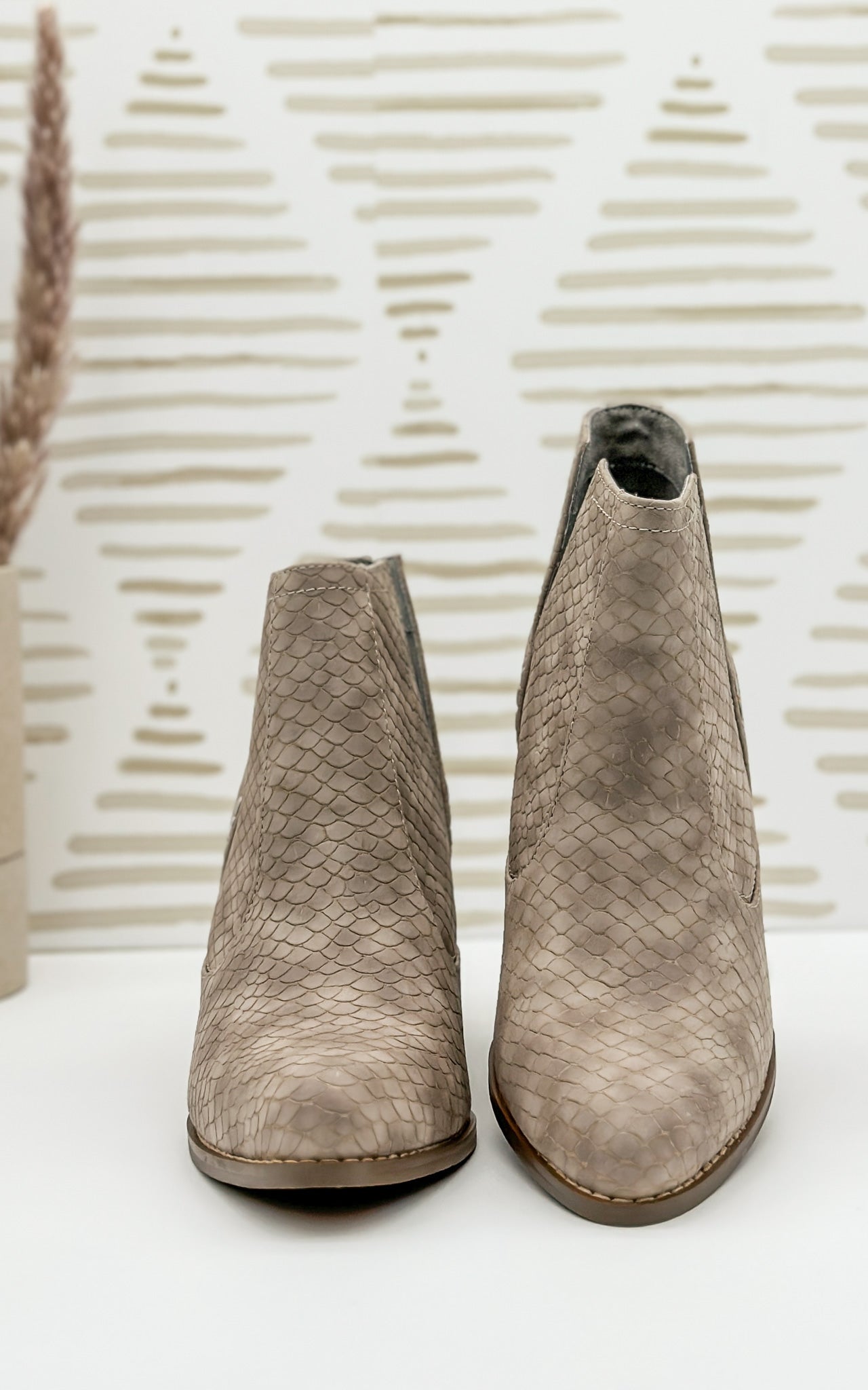 Tarim Bootie in Taupe - Rural Haze