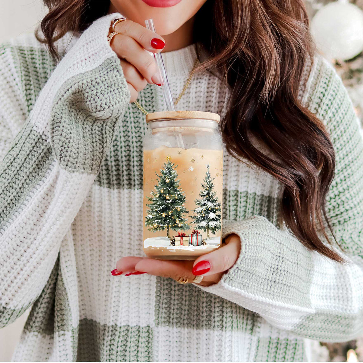 USA Glass Christmas tumbler 17oz bamboo lid - Winter tree holiday coffee cup reusable glass straw - Eco-friendly drinkware