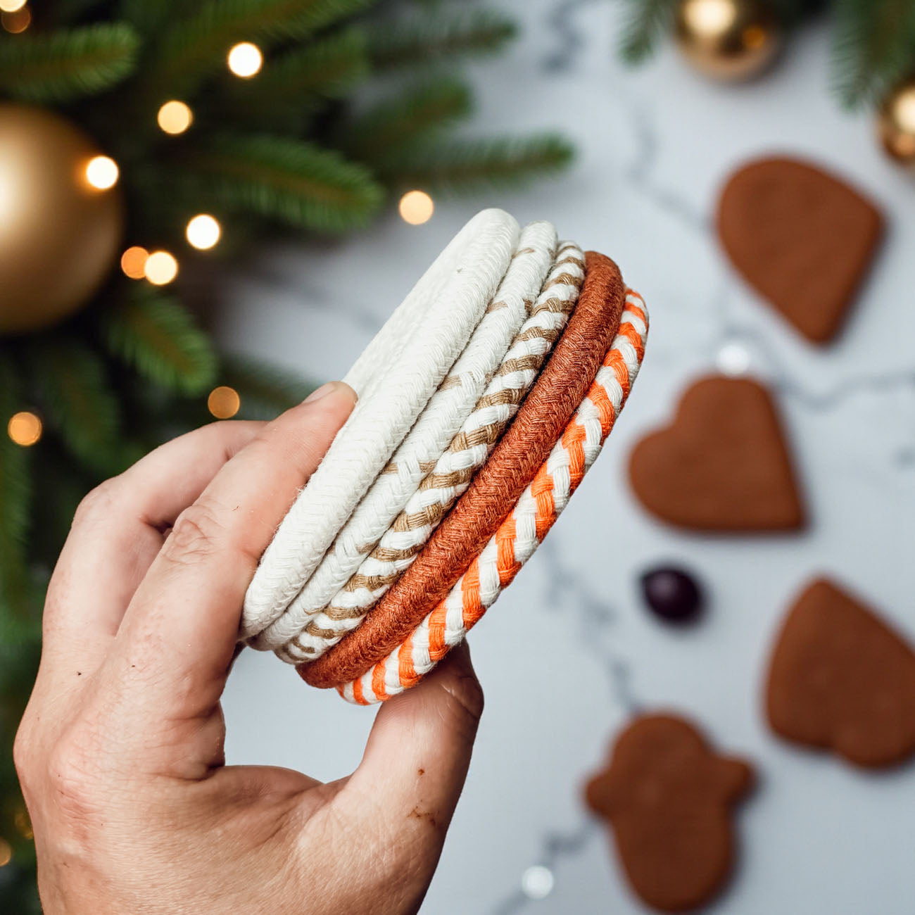 Christmas gift idea coaster set with rustic ribbon and seasonal colors
eco-friendly braided coasters holiday stocking stuffer or hostess gift