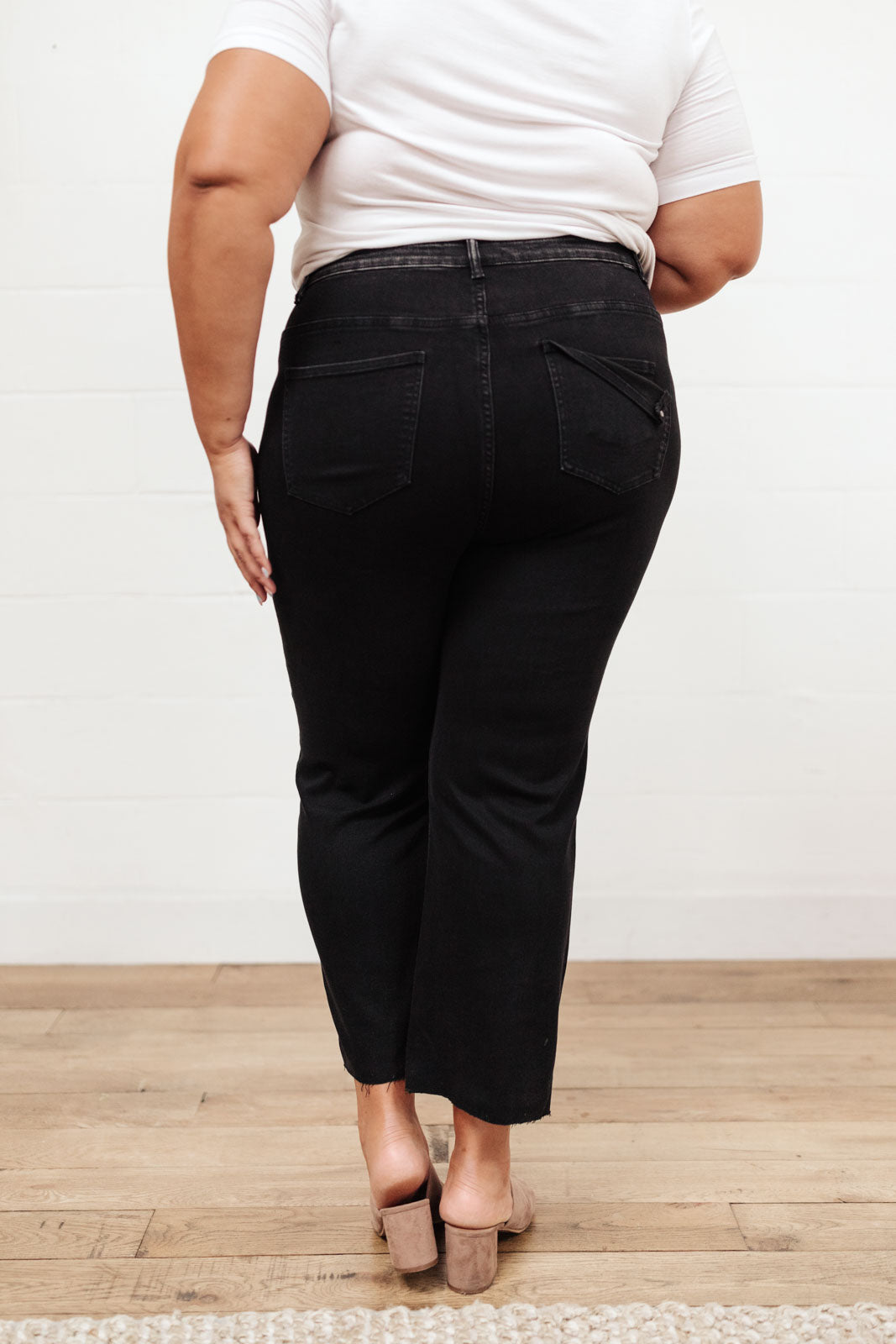 High Waist Mom Fit Jeans In Black